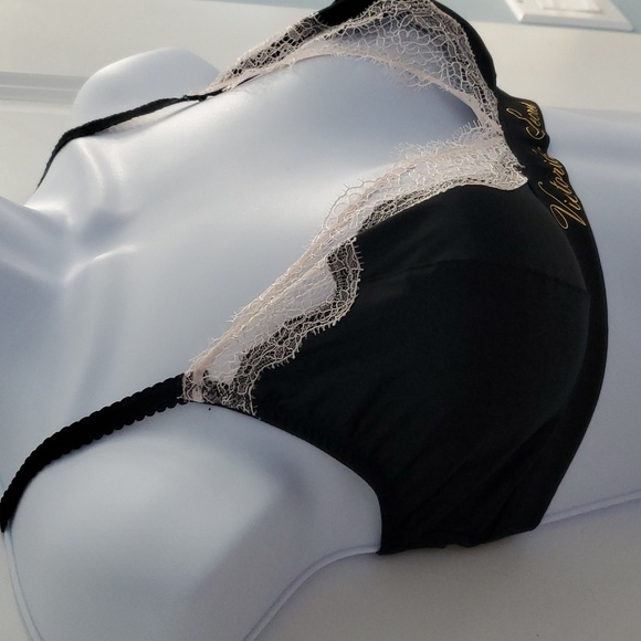 Victoria's Secret satin and lace bralette - Picture 3 of 10
